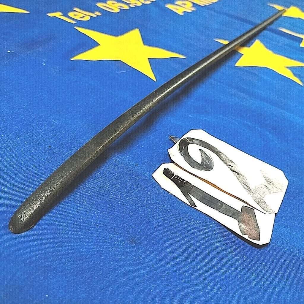 Striscia di tenuta in gomma per parabrezza anteriore per auto